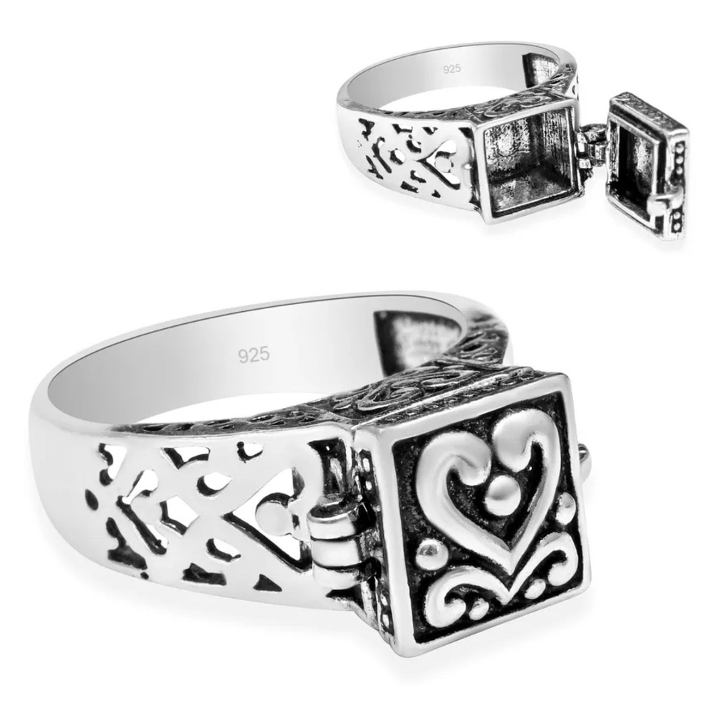 💕🖤poison/locket ring -goth -carved-handmade-ethnic feel Celtic